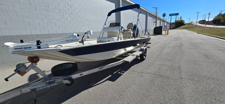 2016 Aluma-Weld Express XP18 Center Console Fishing Boat