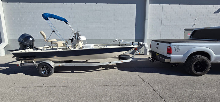 2016 Aluma-Weld Express XP18 Center Console Fishing Boat