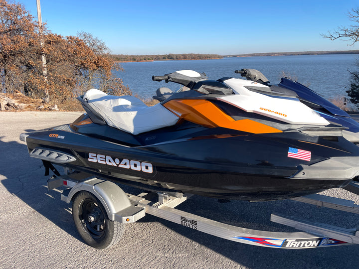 2014 Yamaha VX Cruiser / Sea-Doo GTR 215