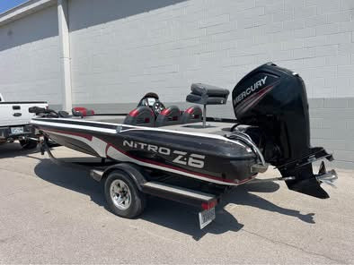 2011 Nitro Z6 18ft. Bass Boat