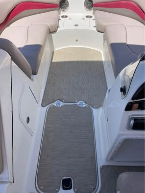 2013 Hurricane 202 Sundeck Sport