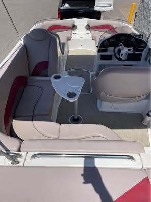 2013 Hurricane 202 Sundeck Sport