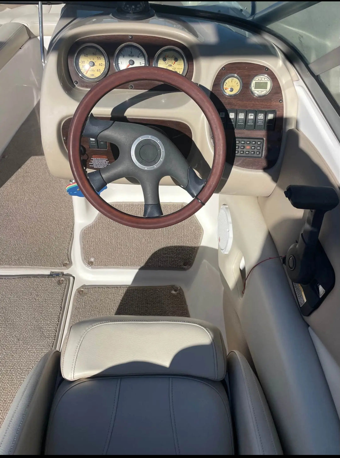 2005 Chaparral 220SSi