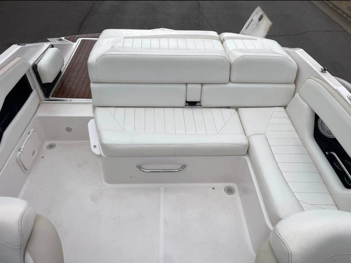 2009 Regal 2200 Bowrider