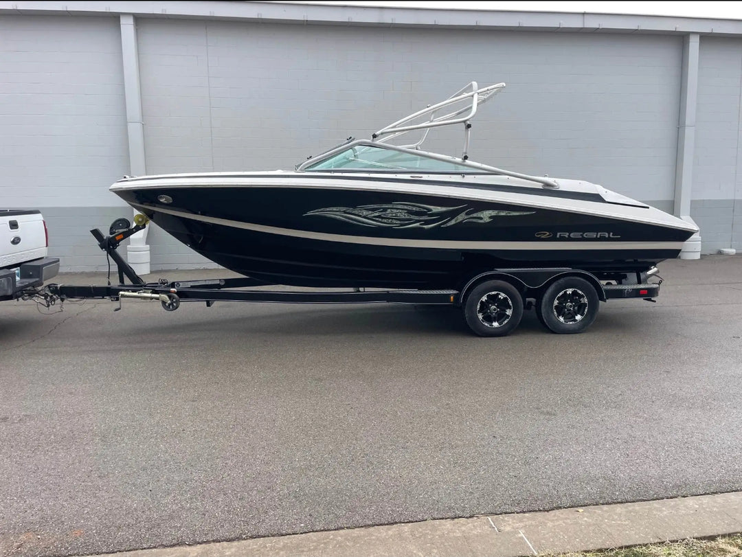 2009 Regal 2200 Bowrider