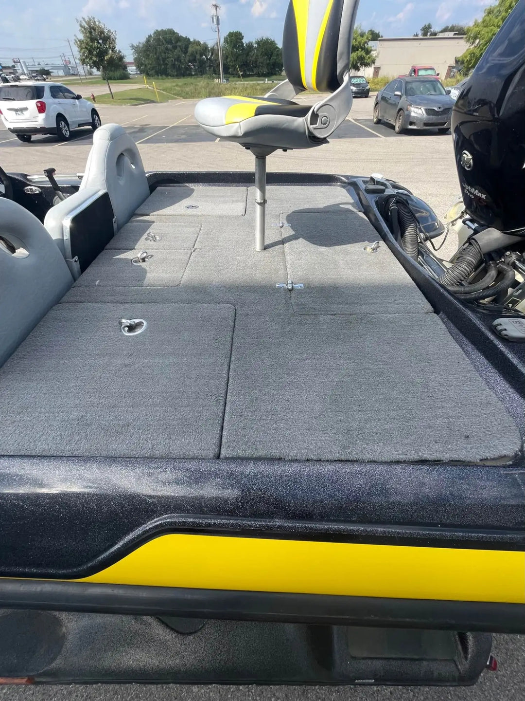 2010 Bass Cat Puma 20’ FTD Bass Boat