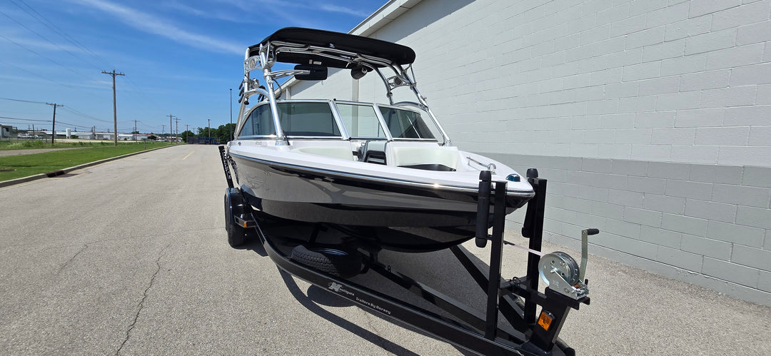 2007 Correct Craft Super Air Nautique 210 Team