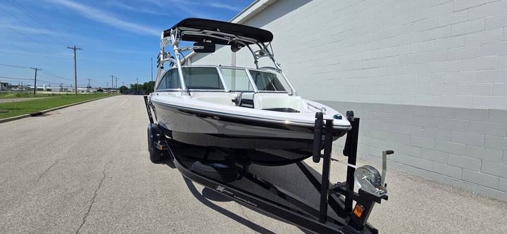 2007 Correct Craft Super Air Nautique 210 Team