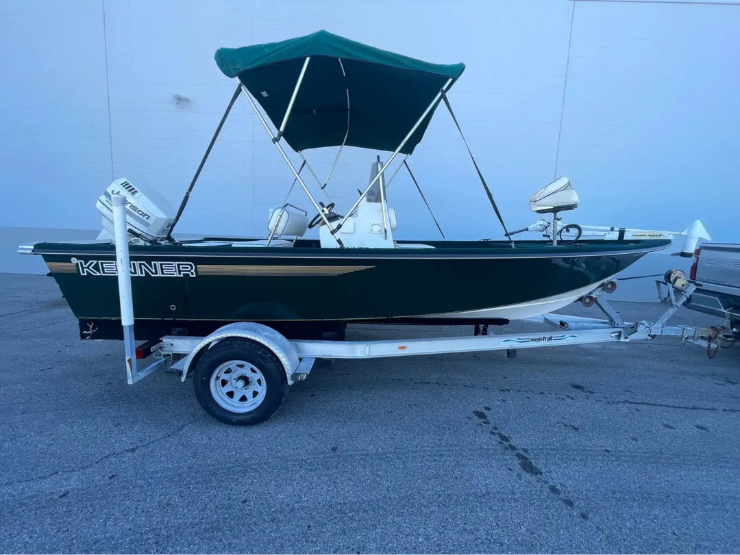 1998 Kenner 18' Center Console Fishing Boat