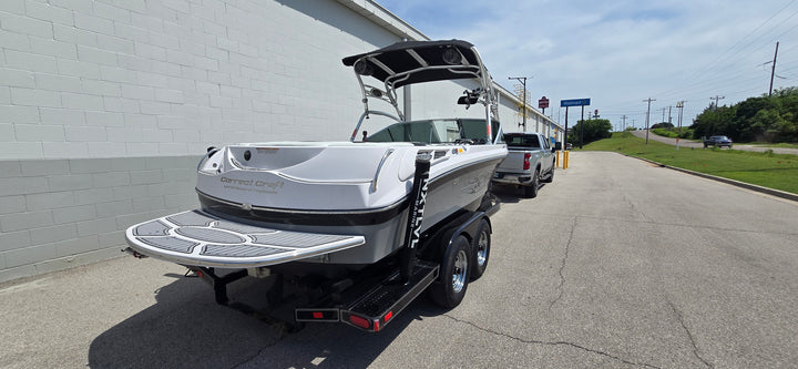2007 Correct Craft Super Air Nautique 210 Team