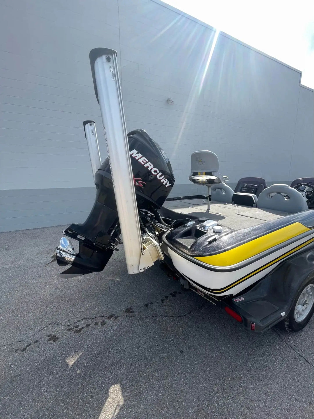 2010 Bass Cat Puma 20’ FTD Bass Boat