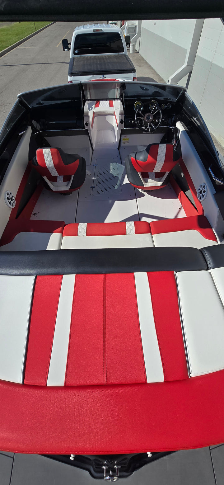 2015 Glastron GTS205