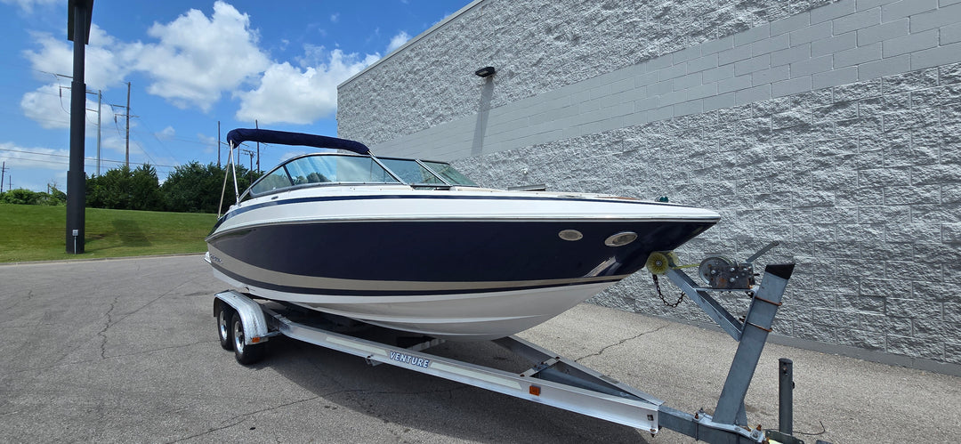 2011 Regal Fastrac 2500 Luxury Family Boat