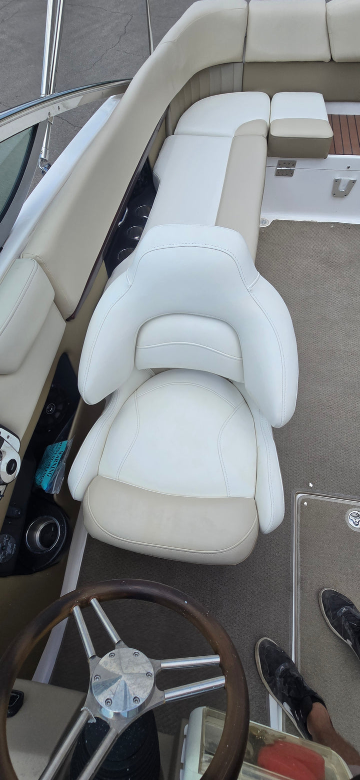 2011 Regal Fastrac 2500 Luxury Family Boat