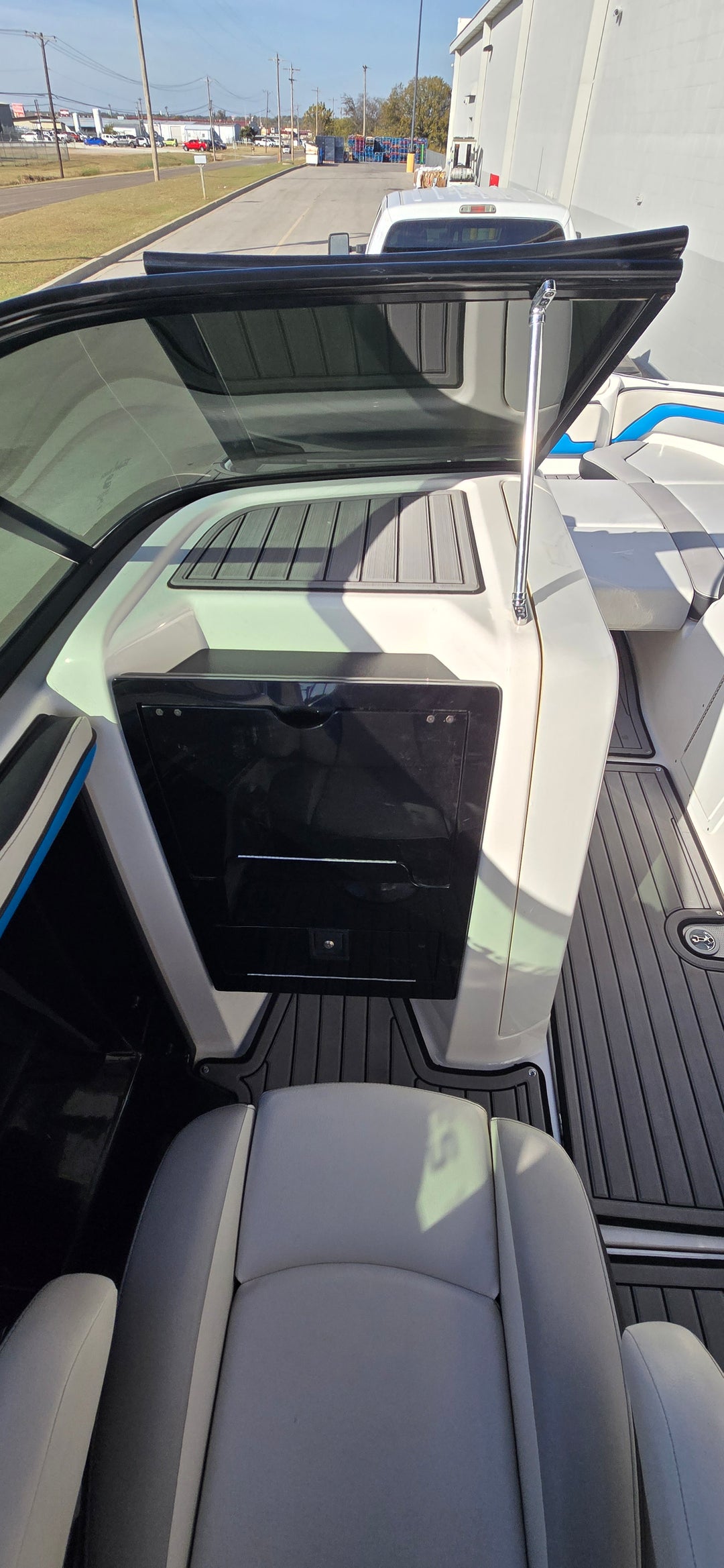 2018 Yamaha 242x e-series