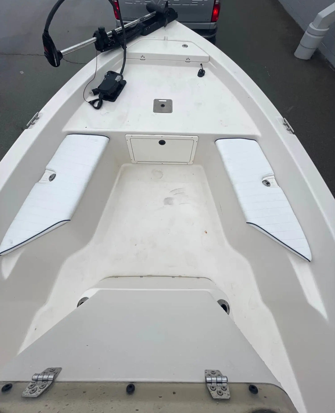 2004 Path Finder 1900 Center Console Fishing Boat