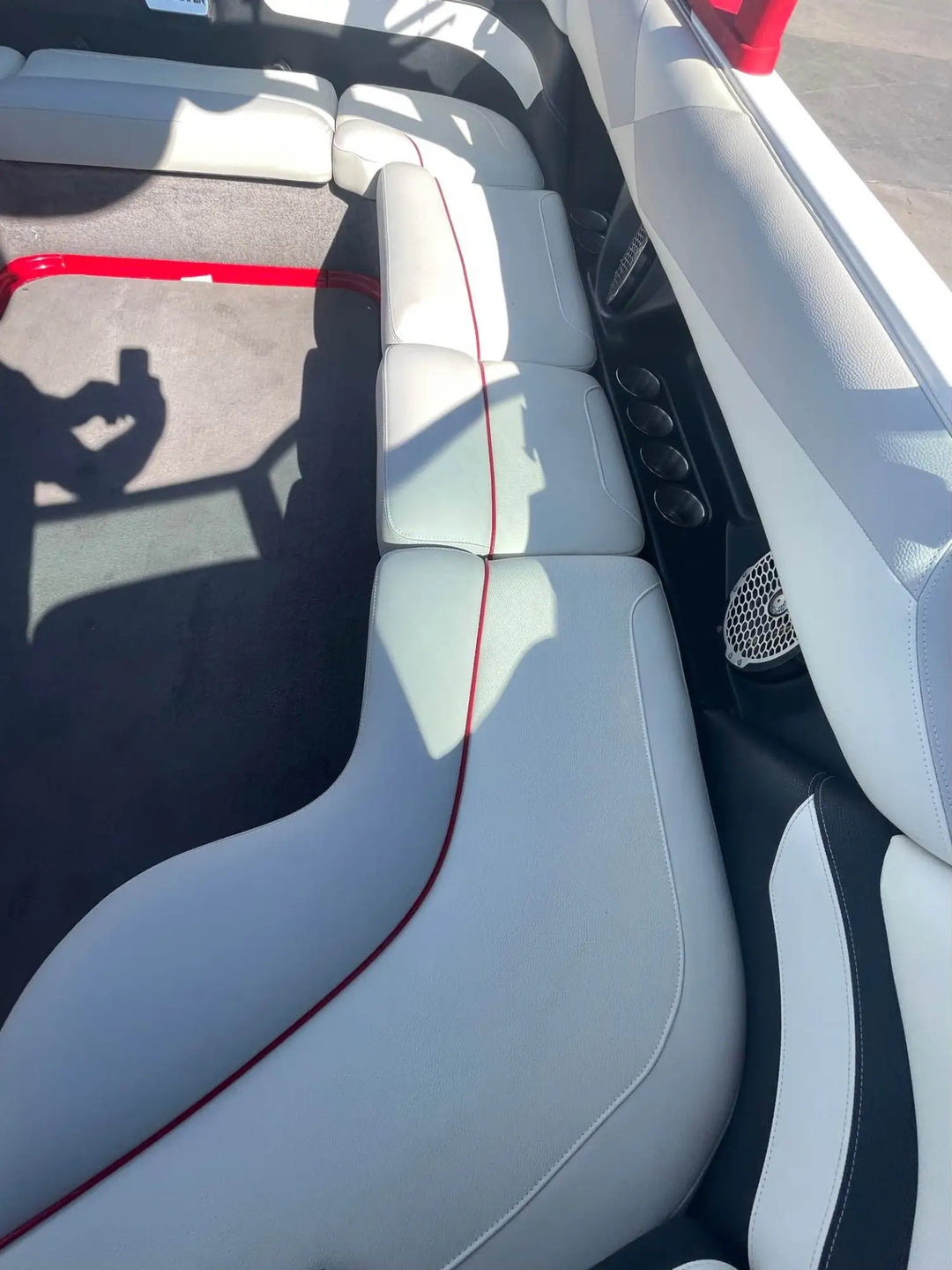 2015 Malibu 23 LSV Wakesetter Surf Boat