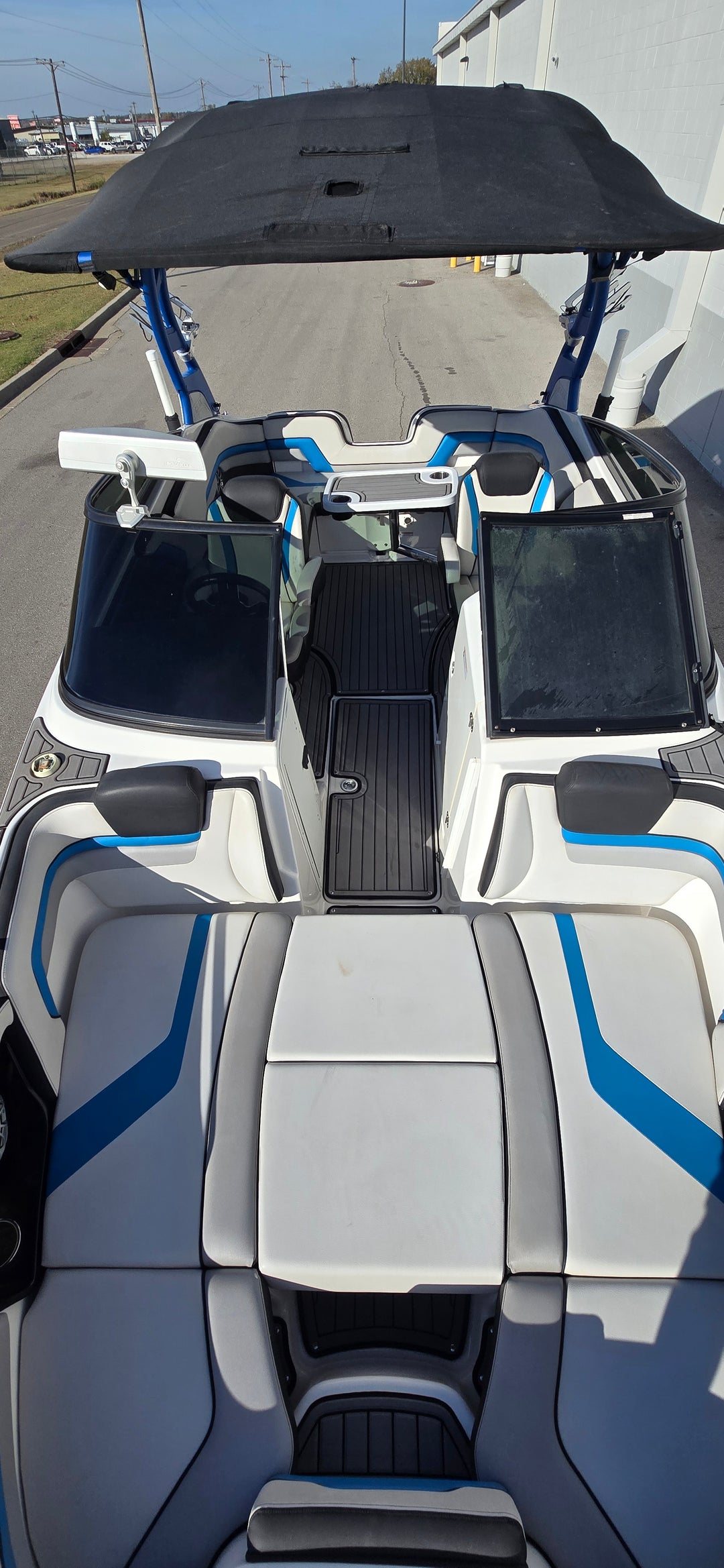 2018 Yamaha 242x e-series