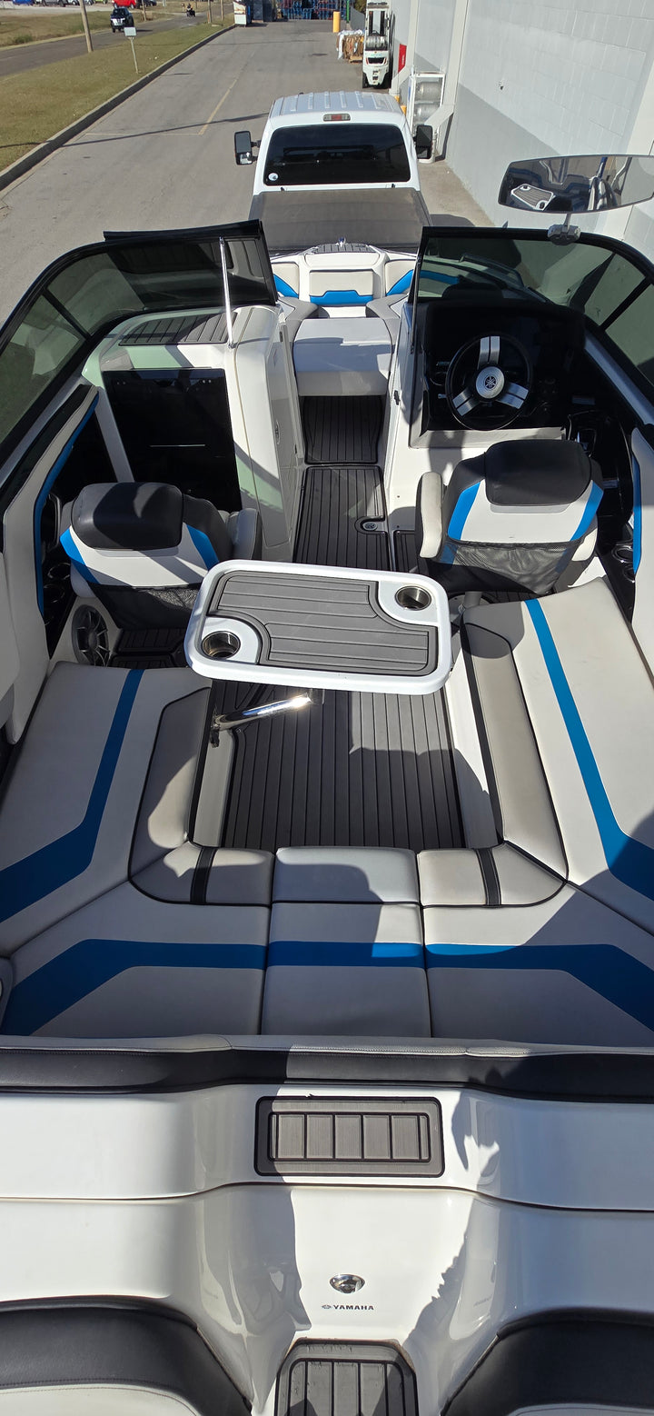 2018 Yamaha 242x e-series