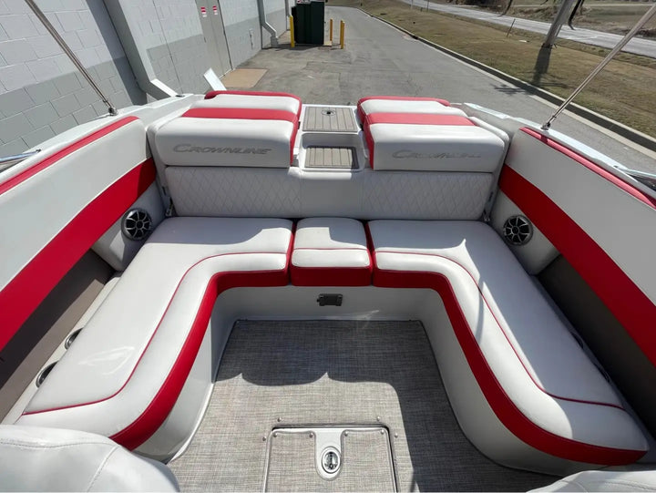 2022 Crownline 240ss