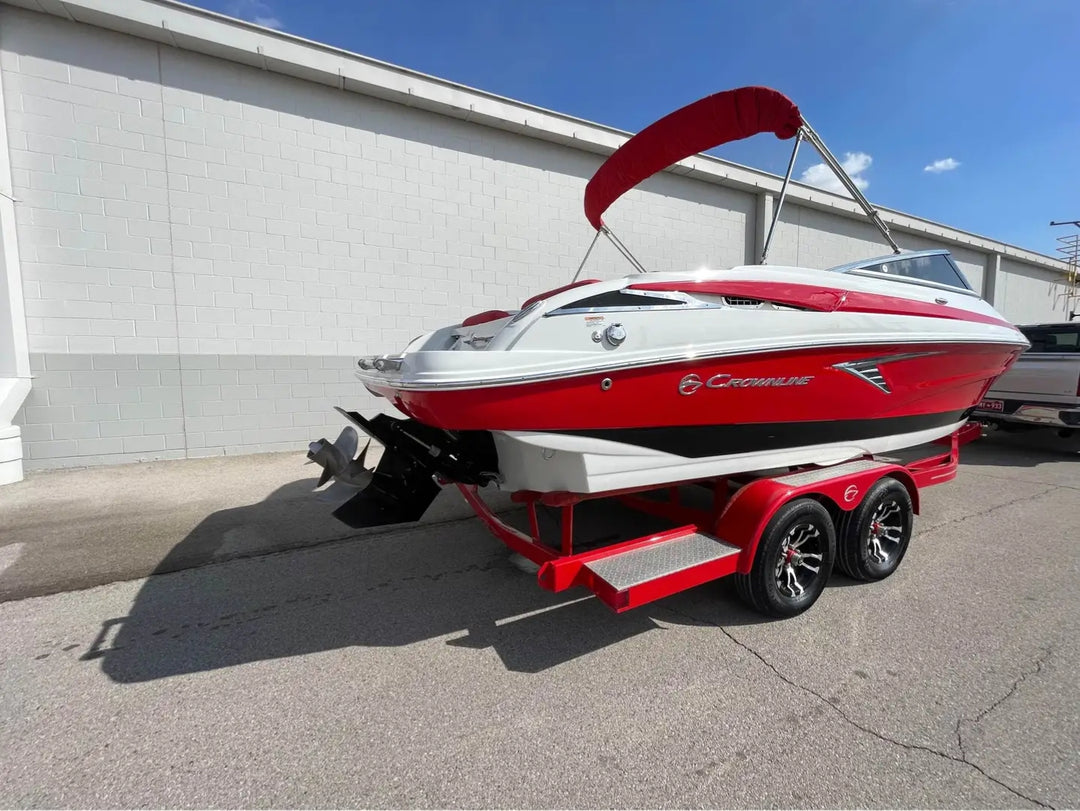 2022 Crownline 240ss