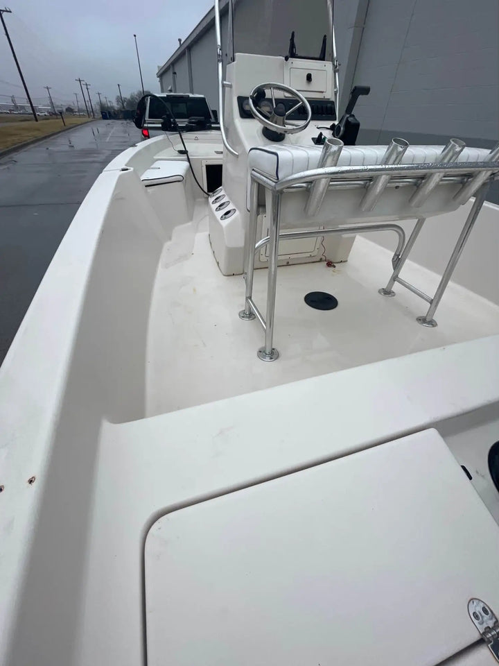 2004 Path Finder 1900 Center Console Fishing Boat