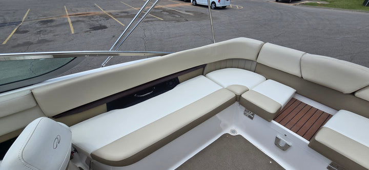 2011 Regal Fastrac 2500 Luxury Family Boat