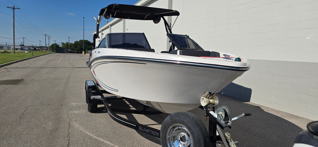 2015 Glastron GTS205
