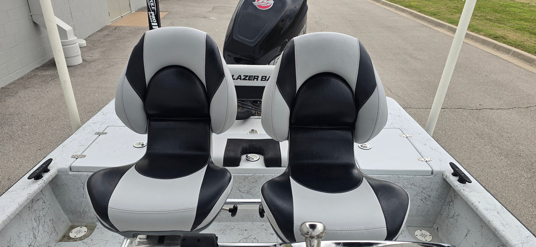 2014 Blazer Bay 22GTS Center Console