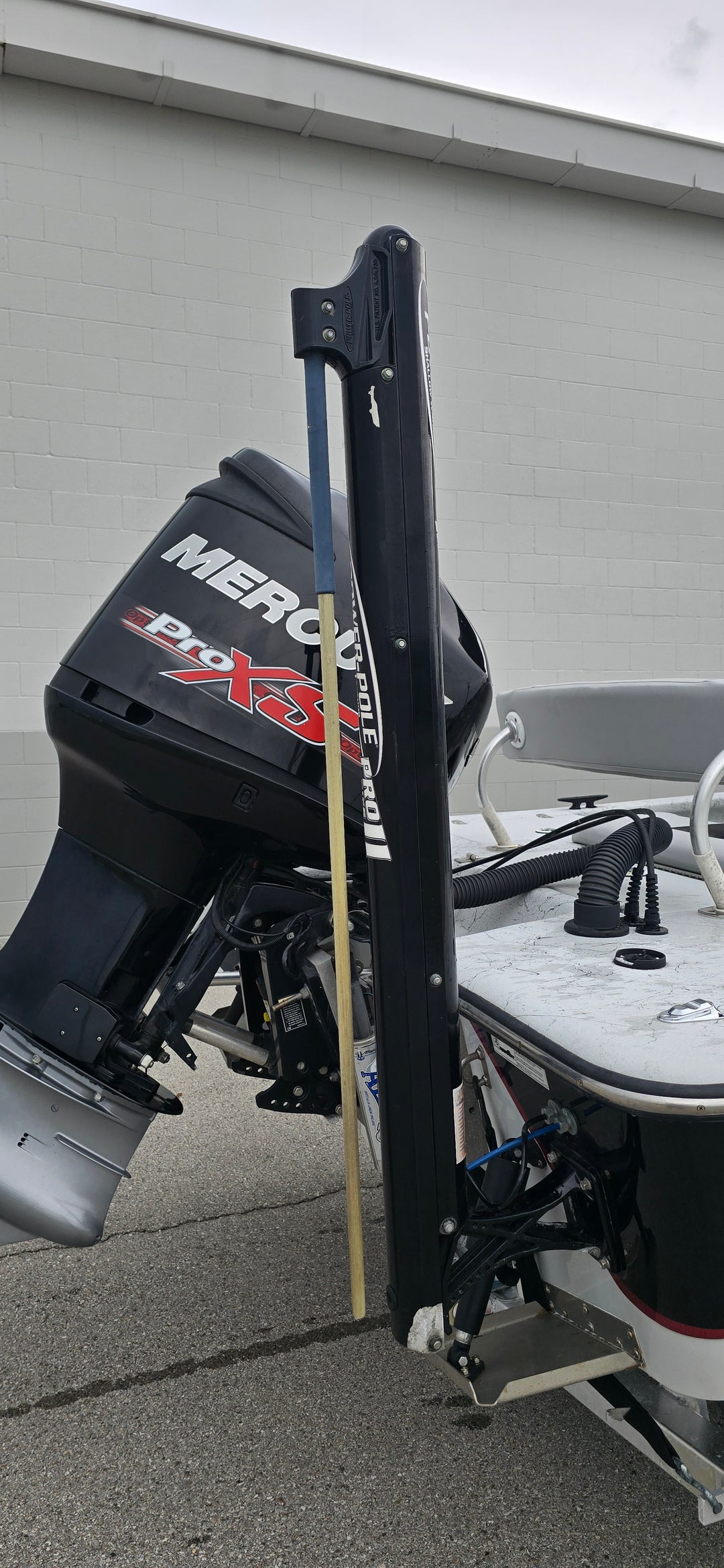 2014 Blazer Bay 22GTS Center Console
