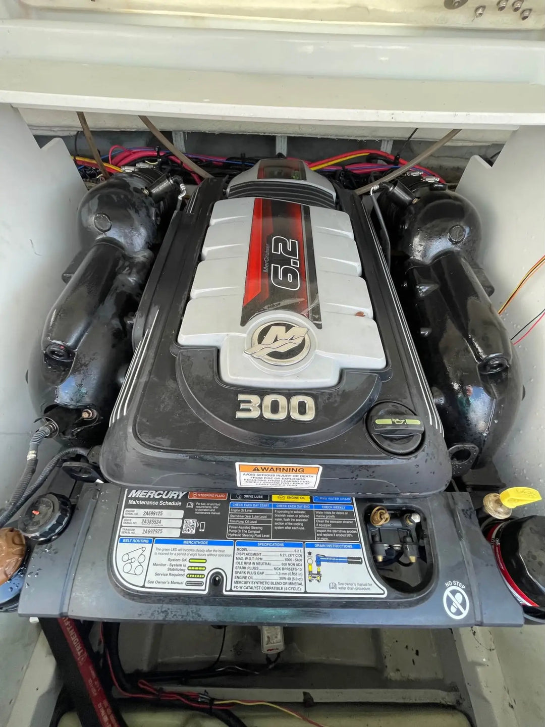 2022 Crownline 240ss