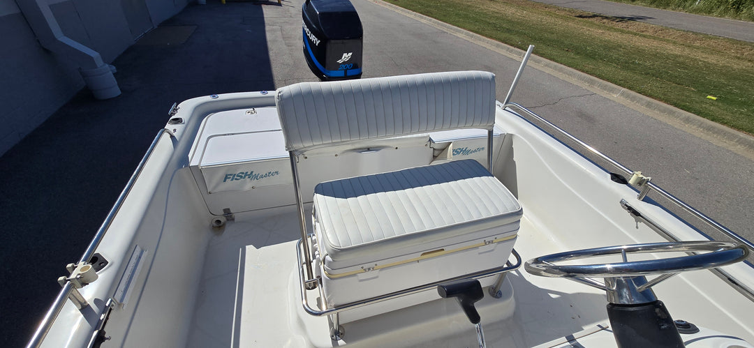 2000 Fish Master TravisEdition Center Console