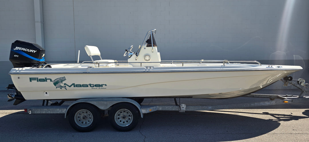 2000 Fish Master TravisEdition Center Console