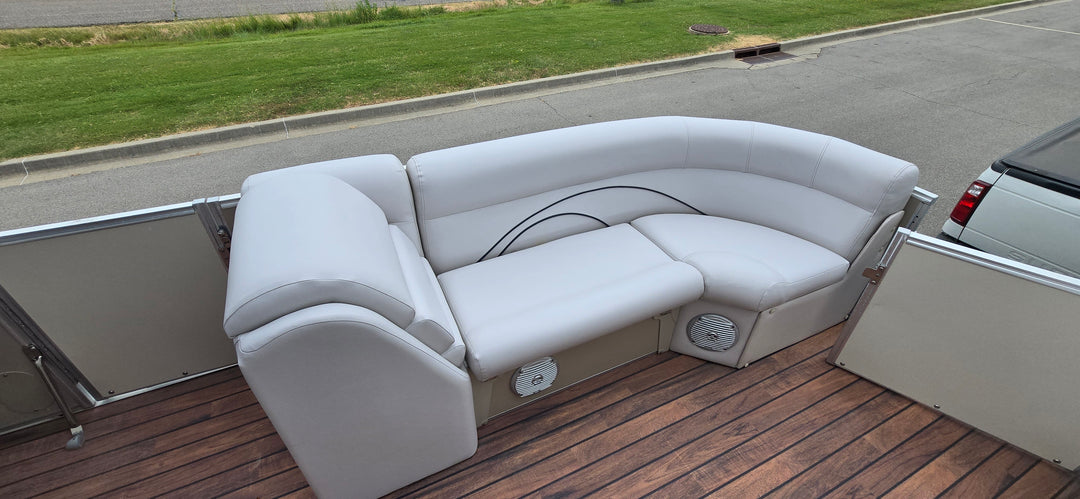 2014 Avalon 2455 Catalina Entertainer