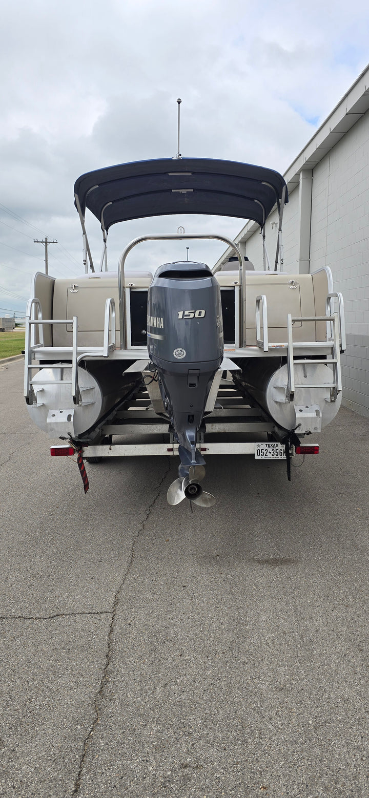 2014 Avalon 2455 Catalina Entertainer
