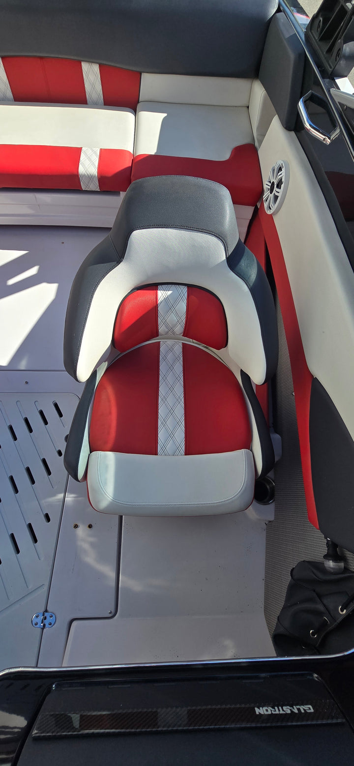 2015 Glastron GTS205