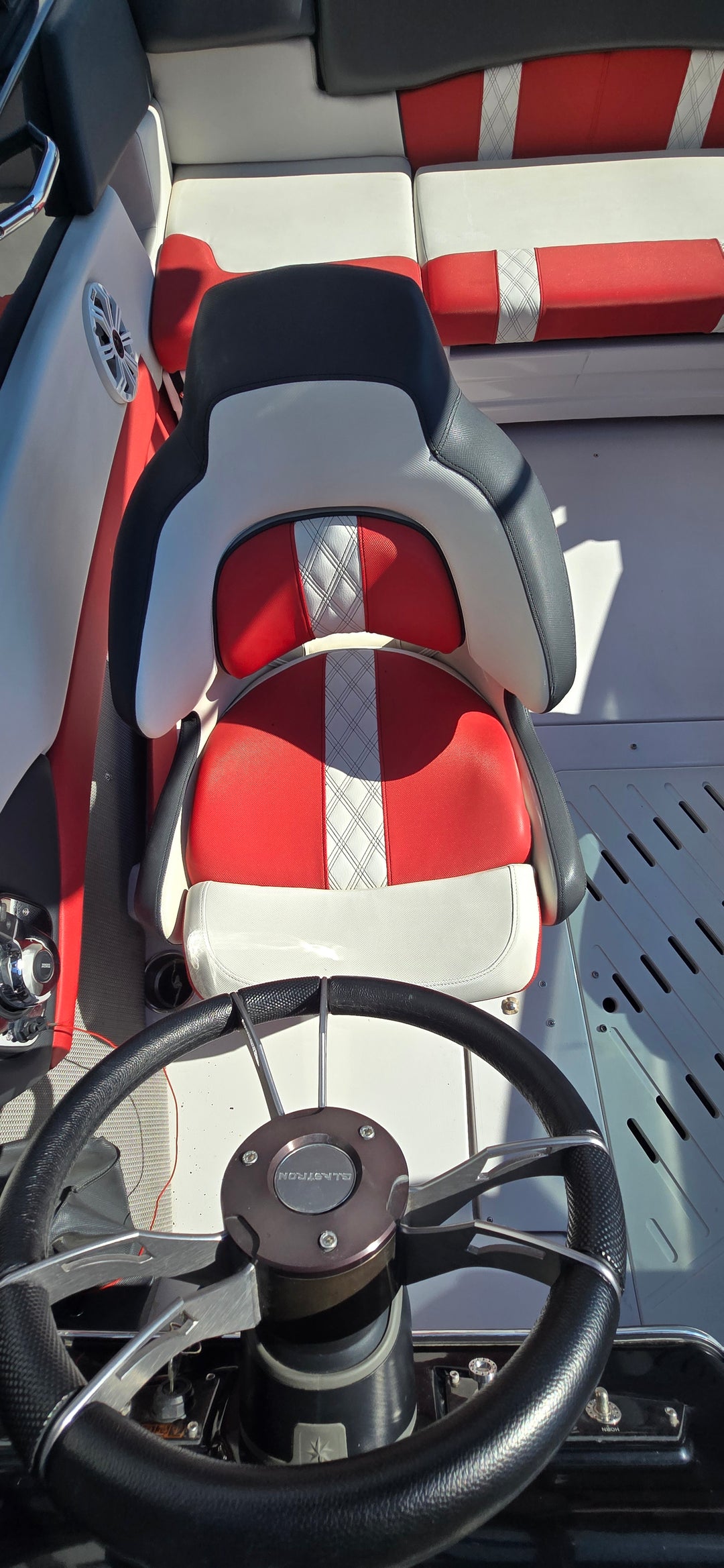 2015 Glastron GTS205