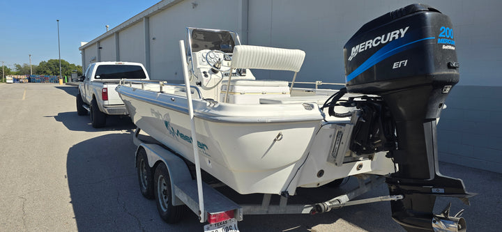 2000 Fish Master TravisEdition Center Console