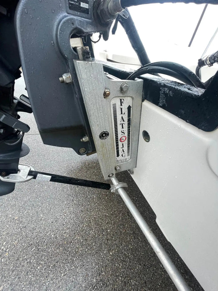 2004 Path Finder 1900 Center Console Fishing Boat